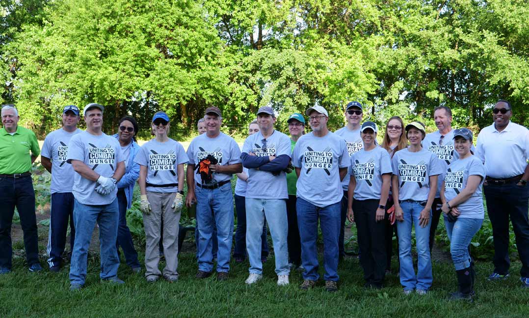 VFW and Humana workers glean crops for Uniting to Combat Hunger campaign